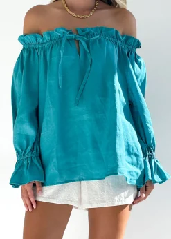 Women Gingham & Heels Blouses><noscript><img width=
