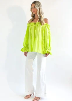 Women Gingham & Heels Blouses><noscript><img width=