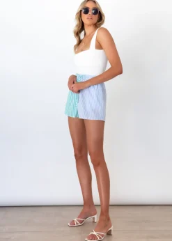 Women Gingham & Heels Shorts><noscript><img width=