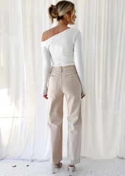 Women Gingham & Heels Jeans><noscript><img width=