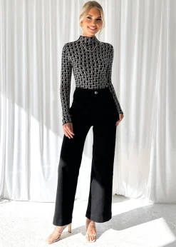 Women Gingham & Heels Jeans><noscript><img width=