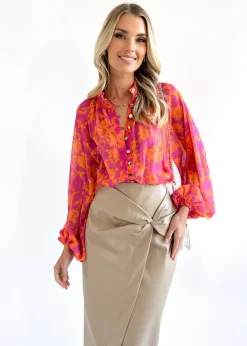 Women Gingham & Heels Blouses><noscript><img width=