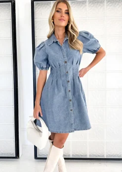 Women Gingham & Heels Short><noscript><img width=