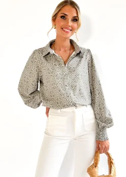 Women Gingham & Heels Shirts><noscript><img width=