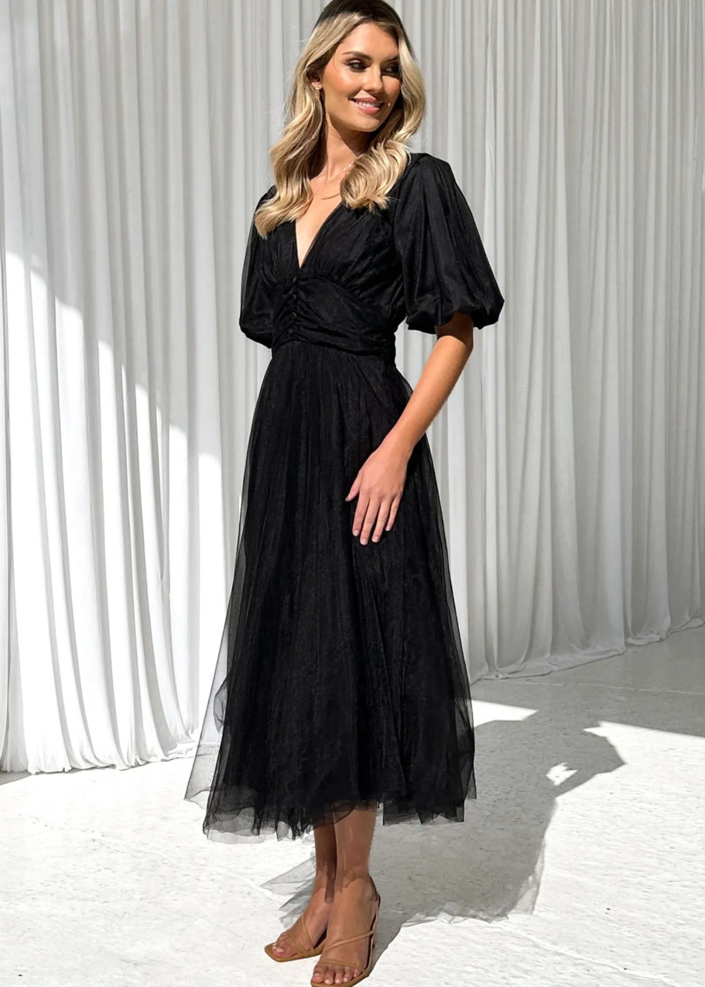 Women Gingham & Heels Midi>Aishani Midi Dress
