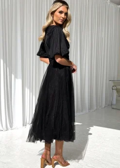 Women Gingham & Heels Midi><noscript><img width=