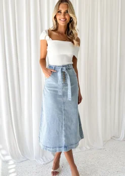 Women Gingham & Heels Basic Tops>Alizae Knit Top