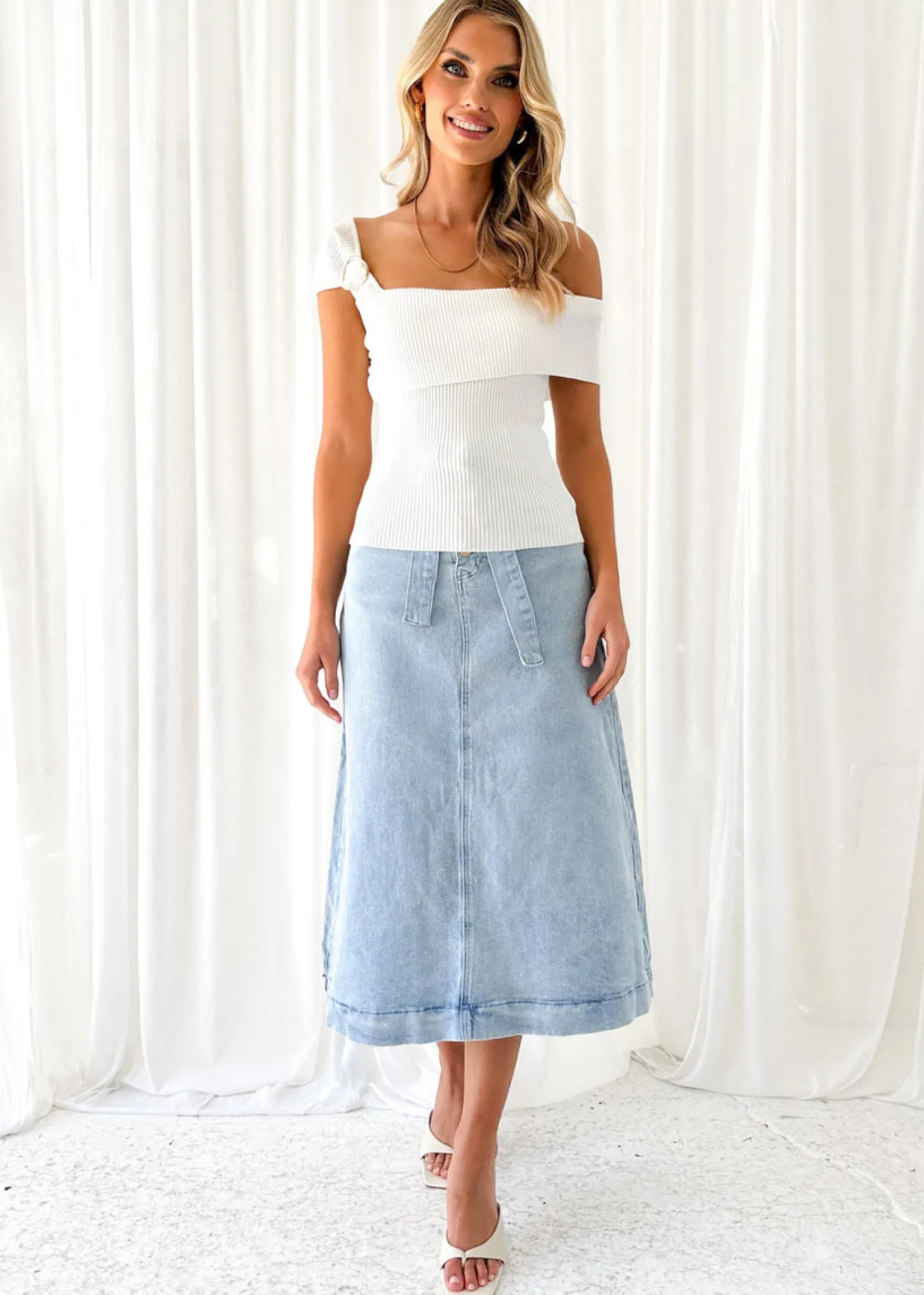 Women Gingham & Heels Basic Tops>Alizae Knit Top