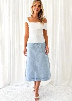 Women Gingham & Heels Knit Tops><noscript><img width=