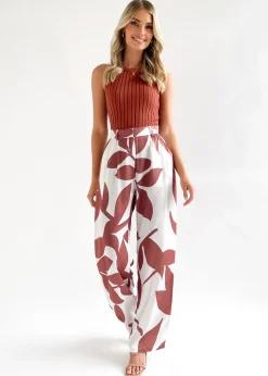 Women Gingham & Heels Pants><noscript><img width=