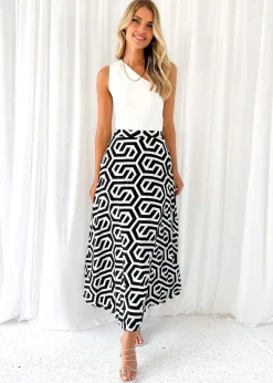 Women Gingham & Heels Skirts><noscript><img width=