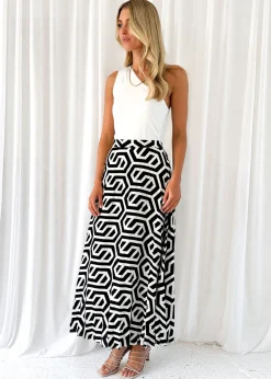 Women Gingham & Heels Skirts><noscript><img width=