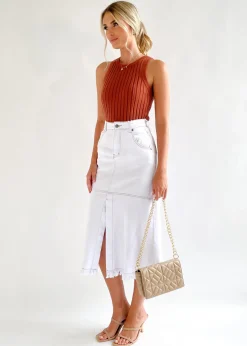 Women Gingham & Heels Skirts><noscript><img width=