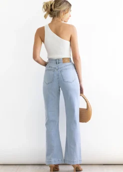 Women Gingham & Heels Jeans><noscript><img width=