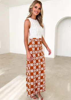 Women Gingham & Heels Midi><noscript><img width=