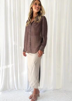 Women Gingham & Heels Shirts><noscript><img width=