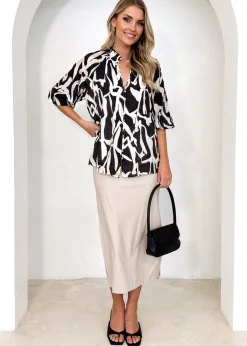 Women Gingham & Heels Shirts><noscript><img width=