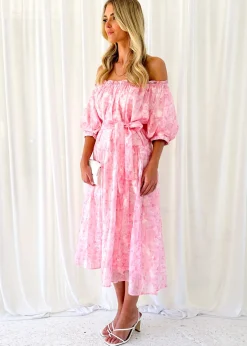 Women Gingham & Heels Midi><noscript><img width=