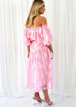 Women Gingham & Heels Midi><noscript><img width=