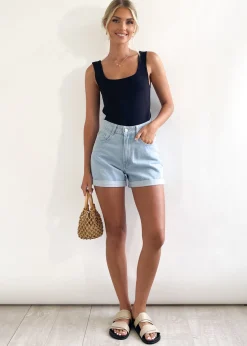 Women Gingham & Heels Shorts><noscript><img width=