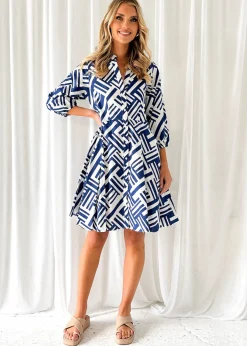Women Gingham & Heels Short><noscript><img width=