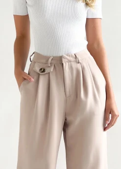 Women Gingham & Heels Pants><noscript><img width=