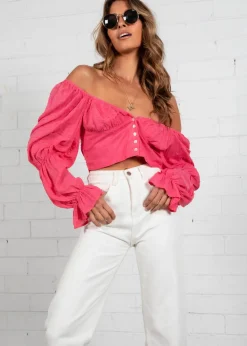 Women Gingham & Heels Blouses><noscript><img width=
