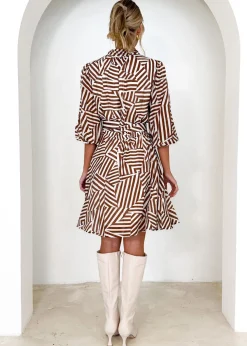 Women Gingham & Heels Short><noscript><img width=