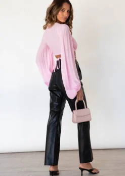 Women Gingham & Heels Crops><noscript><img width=