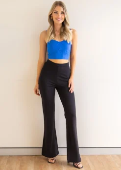 Women Gingham & Heels Crops><noscript><img width=