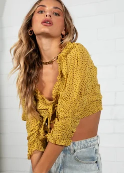Women Gingham & Heels Blouses><noscript><img width=