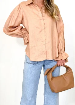 Women Gingham & Heels Shirts><noscript><img width=