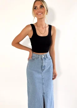 Women Gingham & Heels Crops>Carina Knit Crop