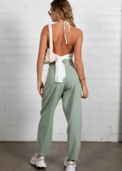 Women Gingham & Heels Crops>Carmen Halter Crop