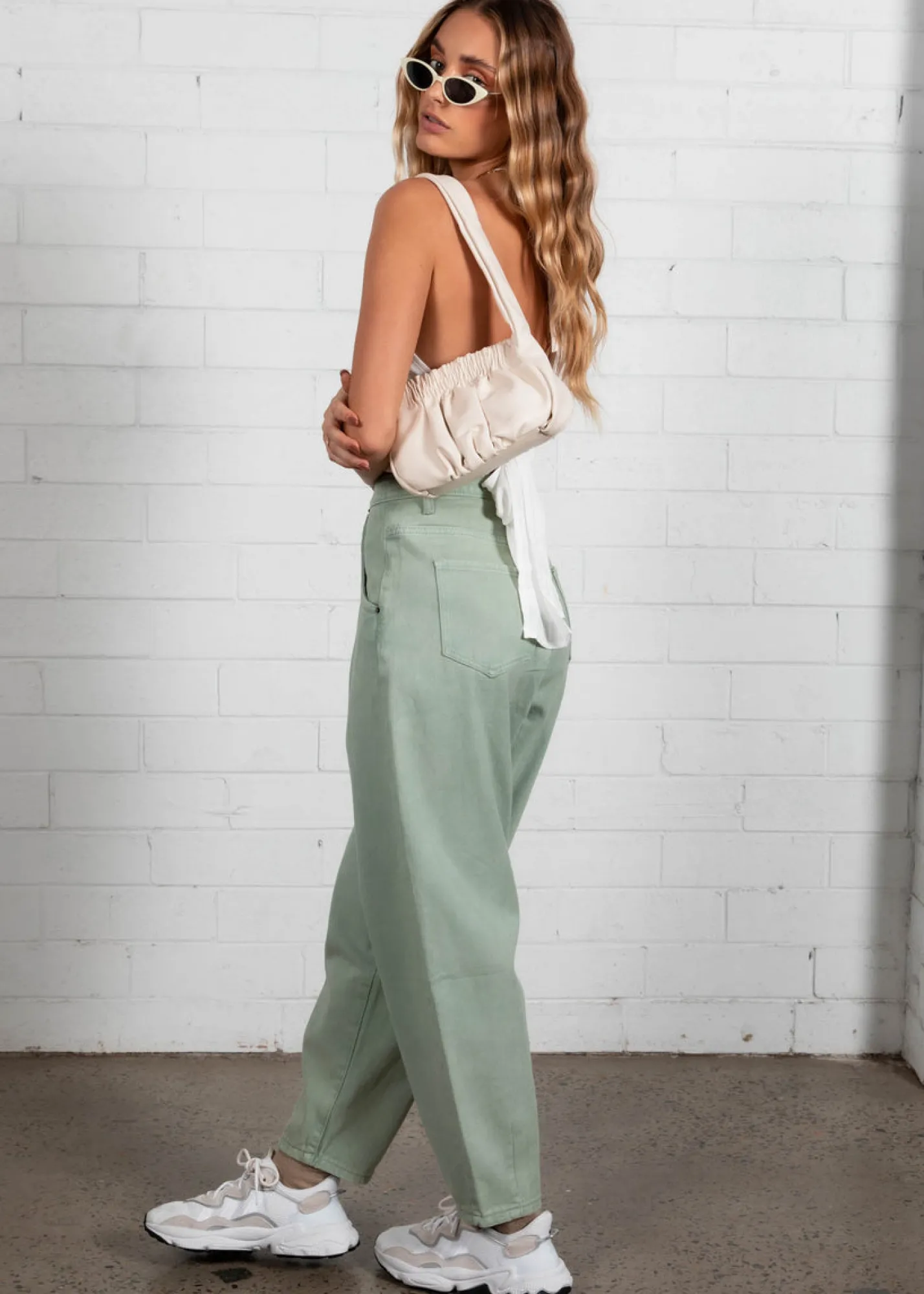 Women Gingham & Heels Crops>Carmen Halter Crop