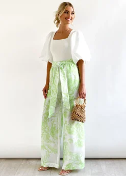 Women Gingham & Heels Pants><noscript><img width=