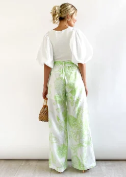 Women Gingham & Heels Pants><noscript><img width=