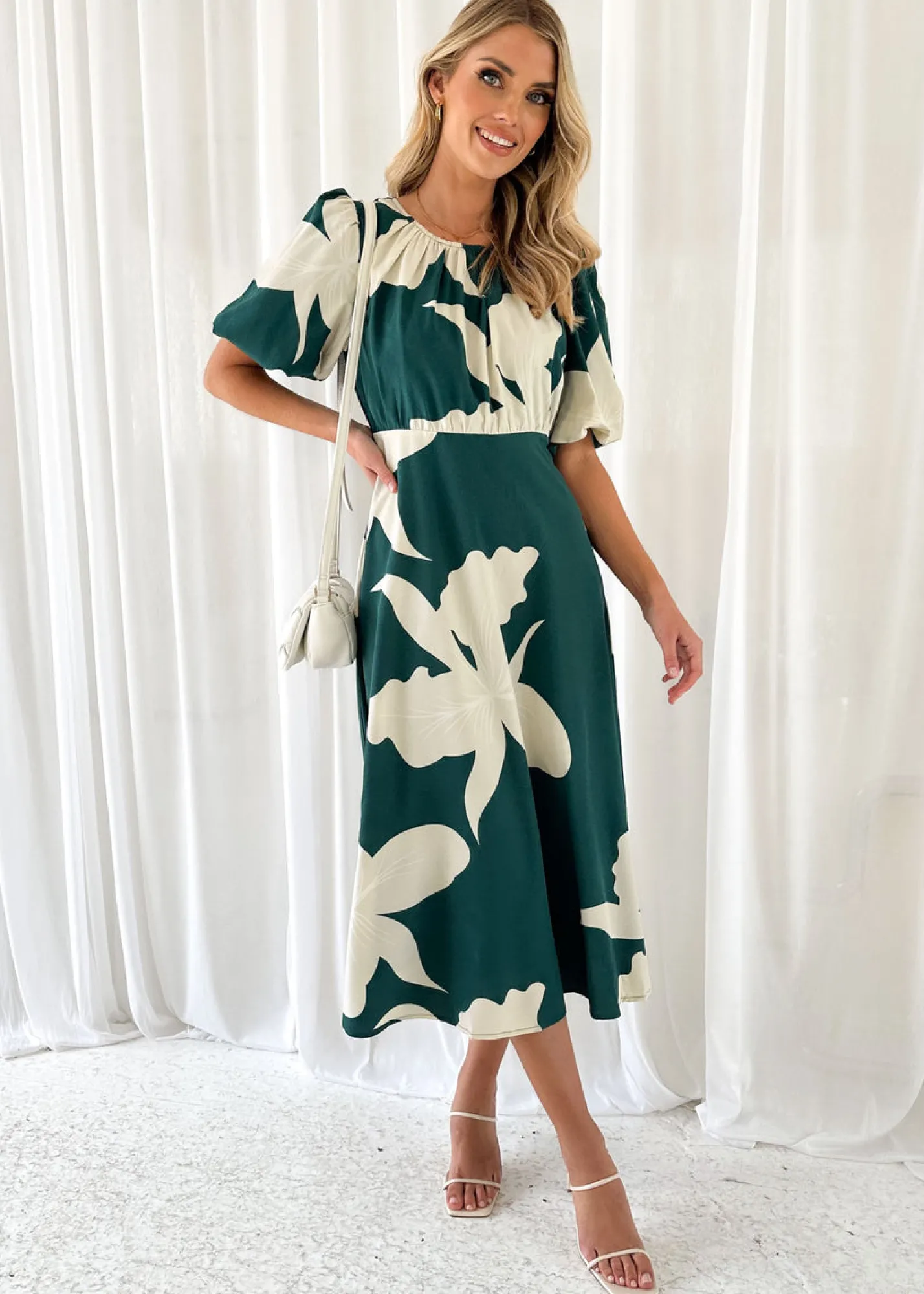 Women Gingham & Heels Midi>Chessia Midi Dress
