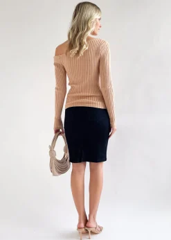 Women Gingham & Heels Basic Tops><noscript><img width=