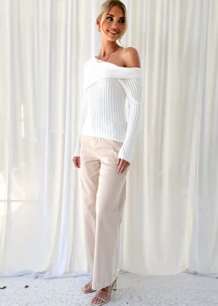 Women Gingham & Heels Basic Tops><noscript><img width=