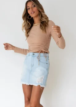Women Gingham & Heels Skirts><noscript><img width=