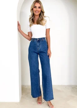 Women Gingham & Heels Jeans><noscript><img width=
