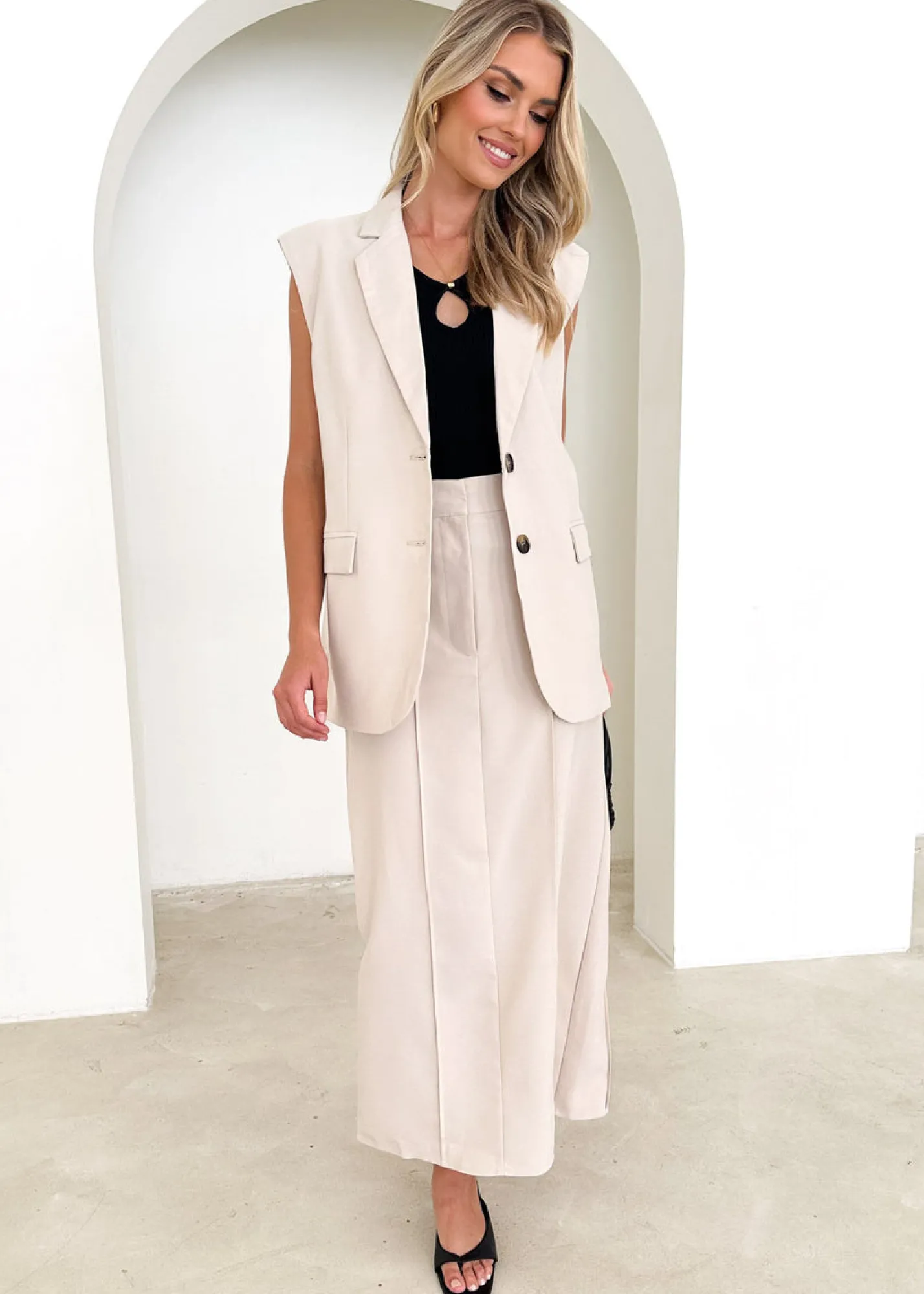 Women Gingham & Heels Sets>Corina Sleeveless Blazer