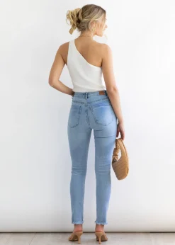 Women Gingham & Heels Jeans><noscript><img width=