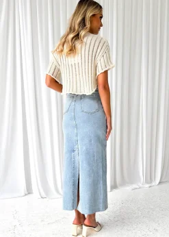 Women Gingham & Heels Basic Tops><noscript><img width=