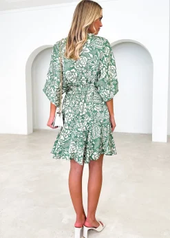Women Gingham & Heels Short><noscript><img width=