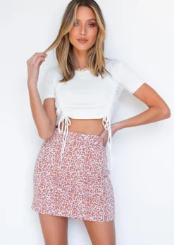 Women Gingham & Heels Crops>Farrah Ruched Knit Crop