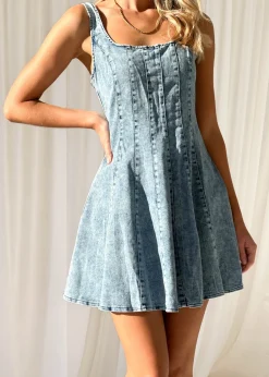 Women Gingham & Heels Short><noscript><img width=
