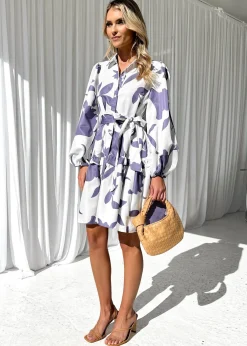 Women Gingham & Heels Short><noscript><img width=