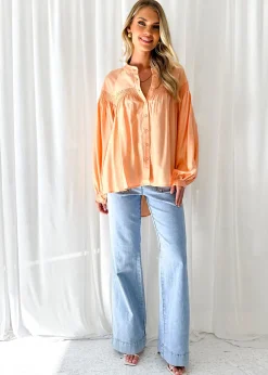Women Gingham & Heels Blouses><noscript><img width=